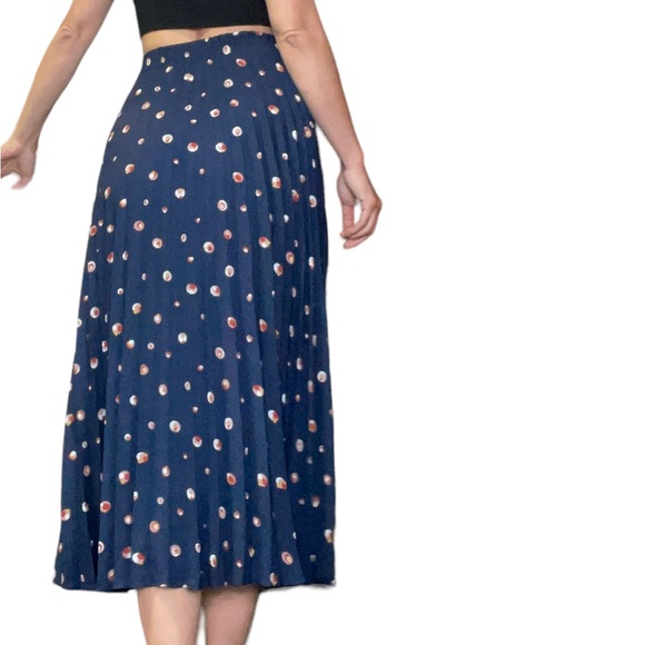 Pleated Calf Length Summer Skirt - Picture 3 of 7